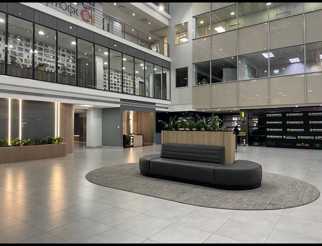 91M² OFFICE TO LET IN SANDTON CENTRAL